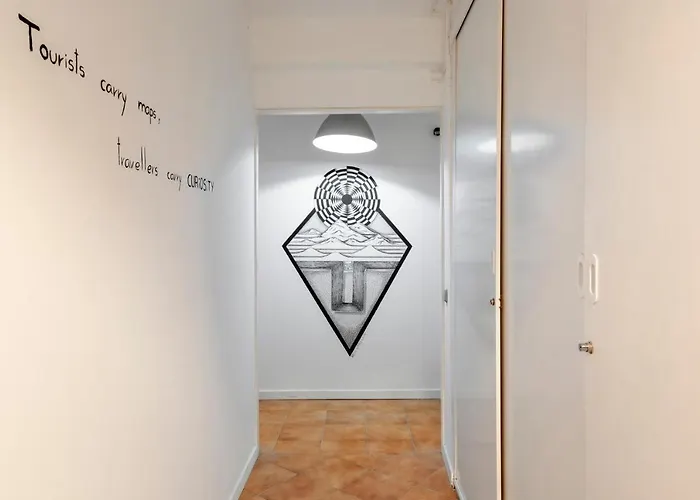 Monrooms Πανσιόν